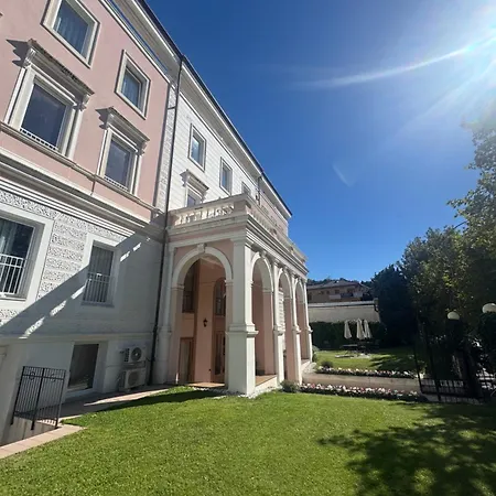 Greif & 5* 的里雅斯特