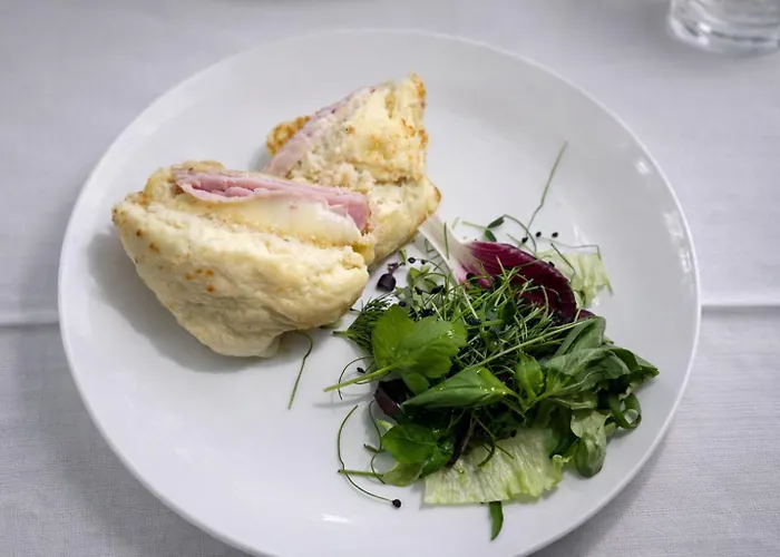 Greif & ホテル トリエステ