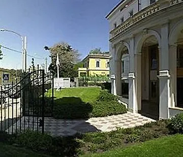 ホテル Greif & 5*